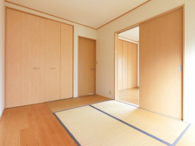 【寝室】