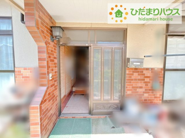 いわき市平中平窪二丁目　中古戸建の玄関