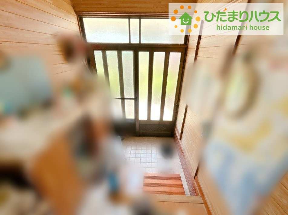 いわき市平中平窪二丁目　中古戸建の玄関