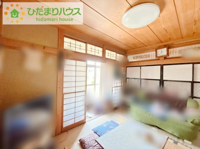 いわき市平中平窪二丁目　中古戸建の居間・リビング|南向きで日当たり良好(^^♪
