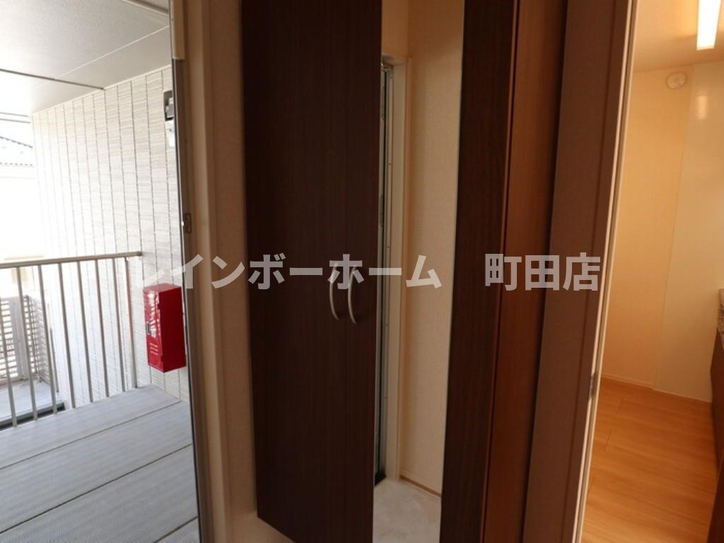 ルピナコートB※初期費用分割あと払いサービス利用可能物件の玄関