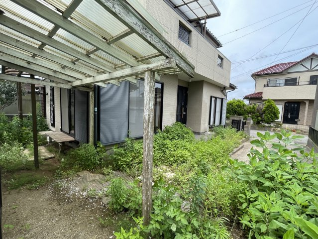東金市菱沼中古戸建の庭