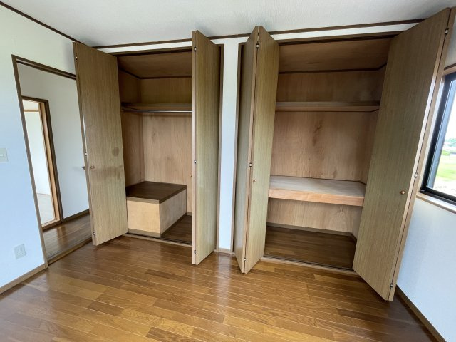 東金市菱沼中古戸建の収納
