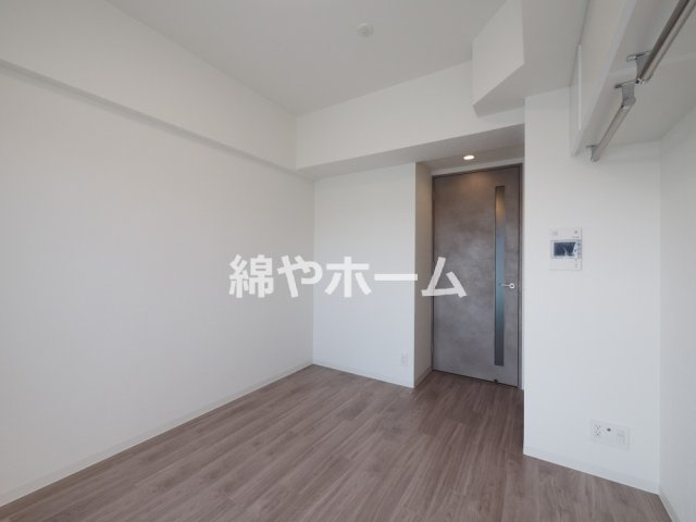 プレサンス鶴橋トレヴィエの洋室|コンパクトで使いやすい洋室です