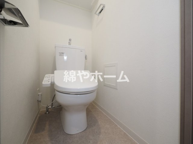 プレサンス鶴橋トレヴィエのトイレ|シンプルで使いやすいトイレです