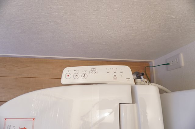 越谷市蒲生1丁目 新築分譲住宅のトイレ