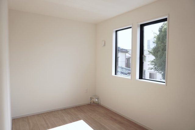越谷市蒲生1丁目 新築分譲住宅の洋室|5.1帖