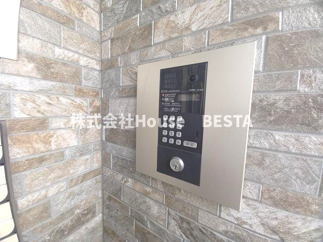 Viano神戸上筒井通Eastのエントランス