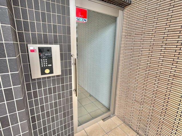 OA FLAT御立東Ⅱのエントランス