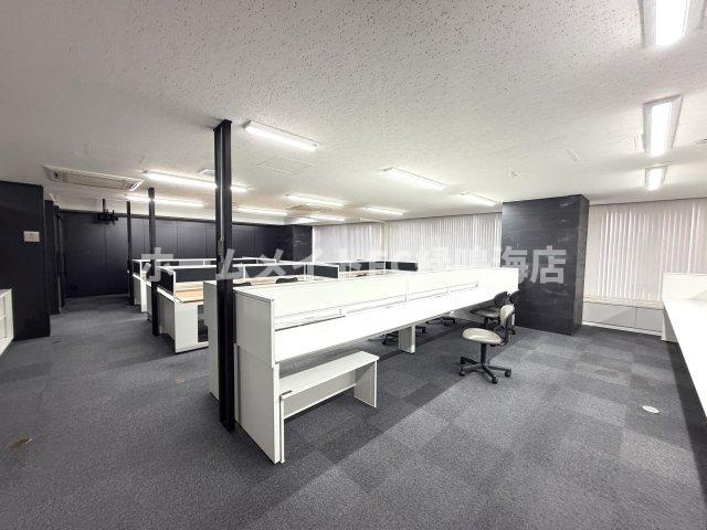 リアライズ今池駅前ビルの内装