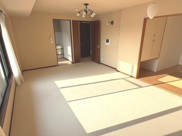 デ・リードヴィンテージ芦屋川山手光風館の居間・リビング