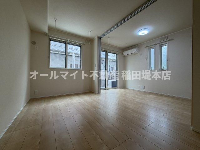 川崎市多摩区宿河原７丁目のアパートの寝室