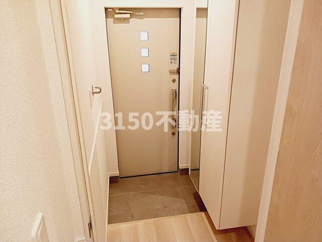 レヴァータの玄関|明るい玄関です