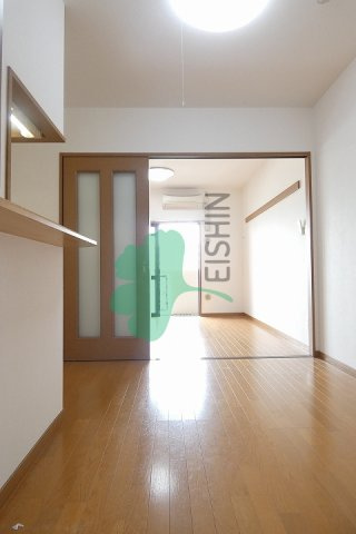 ソルレヴェンテの居間・リビング|アレンジ自由自在の広々空間です！