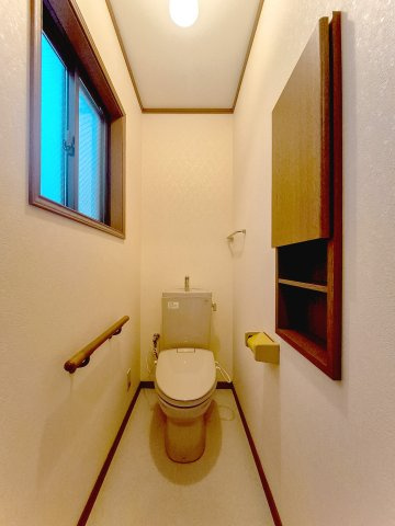 【和室】 | 大桝町、中古戸建て | 【現地写真】
和室♪
全居室収納付き♪