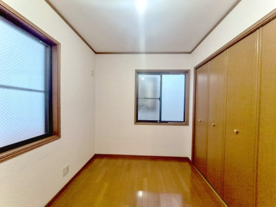 【玄関】 | 大桝町、中古戸建て | 【現地写真】
玄関♪
シューズクローゼット有り！