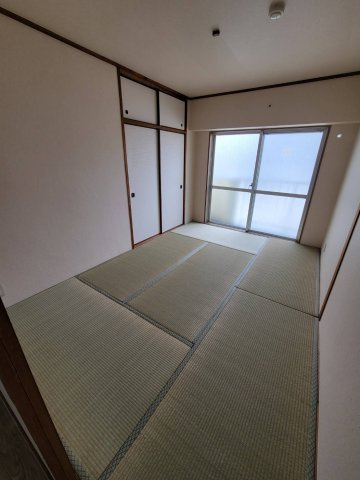 コーポモリグチの和室