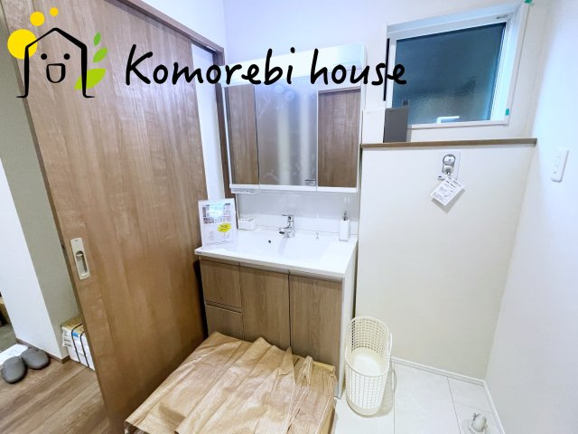 さいたま市見沼区南中野　新築一戸建て　タマタウン　02の独立洗面台|2026.9.7撮影