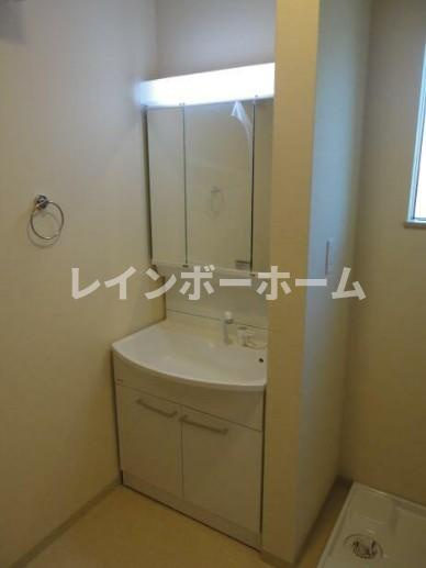 グランディール東小岩の独立洗面台
