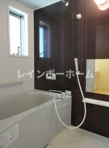グランディール東小岩の浴室