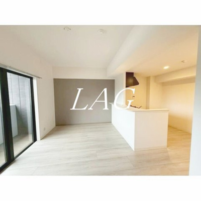 【居間・リビング】 | ＭＡＪＥＳＴＩＣ千葉みなと | 洋室のお部屋です。