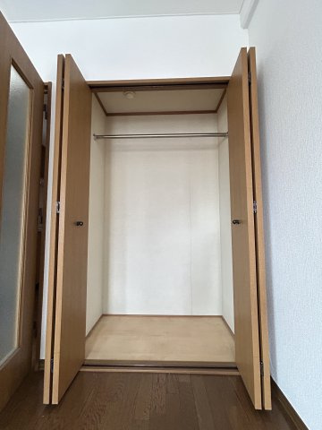 ダイアモンド新白河Ⅳの収納|便利な収納スペースです