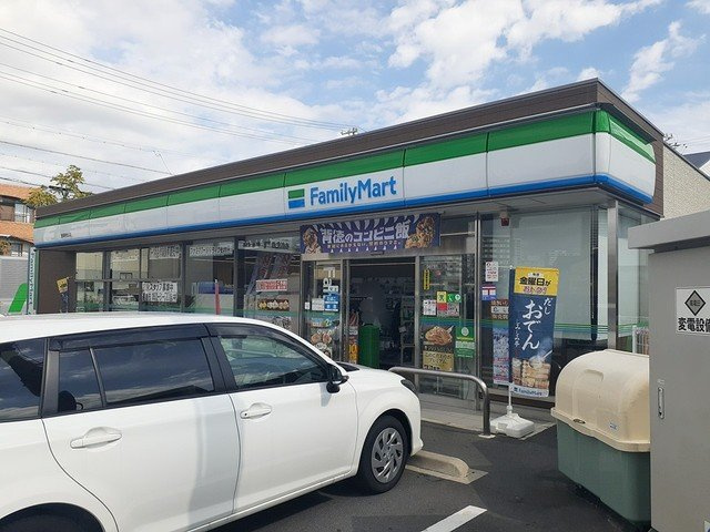 プリヴェイル中松山の周辺|ファミリーマートまで243m