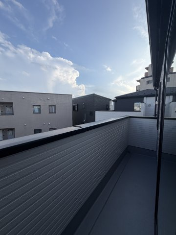 《仲介手数料無料》南区文蔵５丁目7-10新築一戸建てケイアイグレイス‎のバルコニー