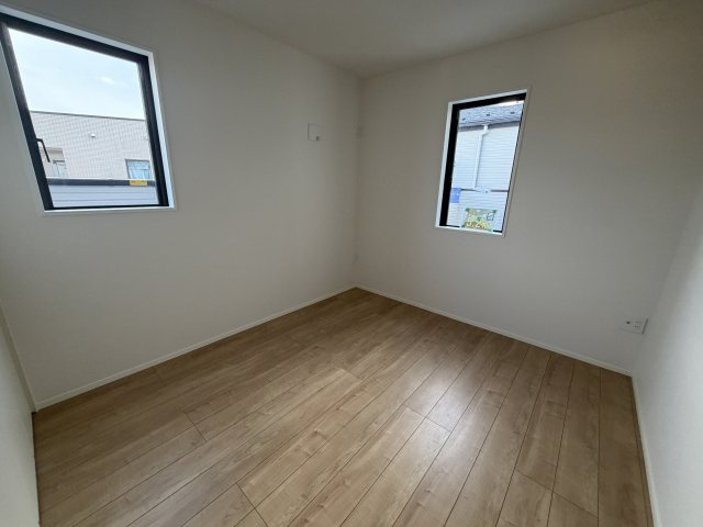 《仲介手数料無料》南区文蔵５丁目7-10新築一戸建てケイアイグレイス‎の洋室