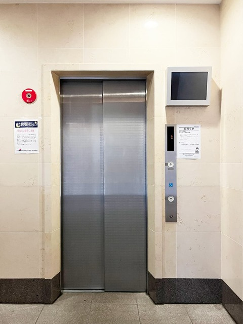 レジデンス西梅田のその他共用部分|エレベーター