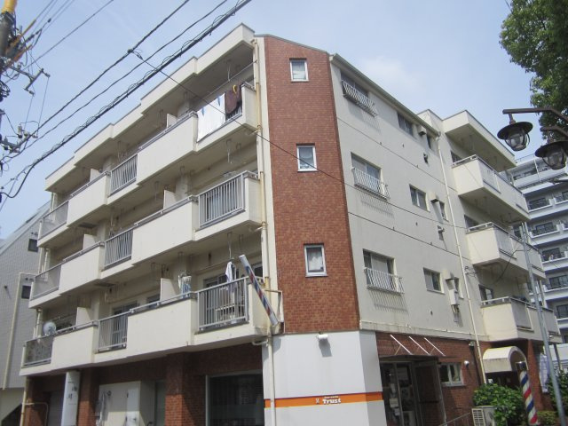 吉原マンションの外観