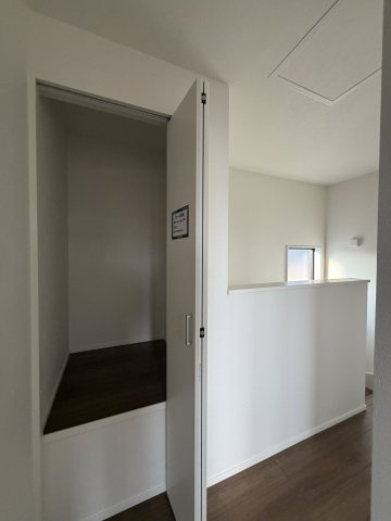 《仲介手数料無料》南区文蔵５丁目7-10新築一戸建てケイアイグレイス‎の収納