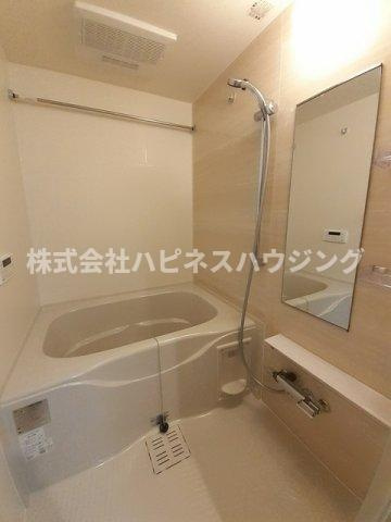 ヴェゼルの浴室