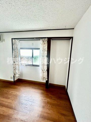 塚本５丁目一戸建の居間・リビング