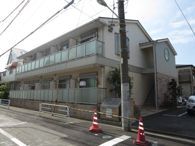 リリックコートサンフラワーのエントランス