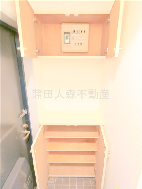 ワコーレ大森の設備|玄関収納