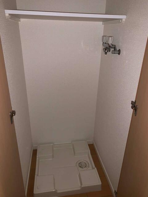 ライトコート四谷の設備|室内洗濯機置場 