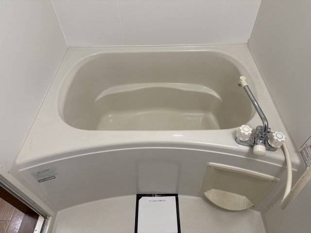フォレスト浜の宮Ａ棟の浴室
