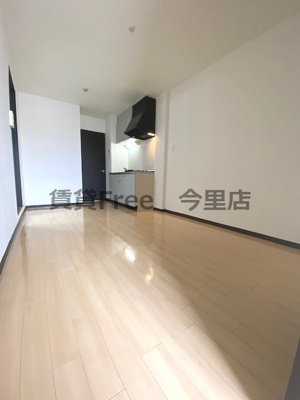 【居間・リビング】 | グランパシフィック今里Ⅱ　仲介手数料無料
