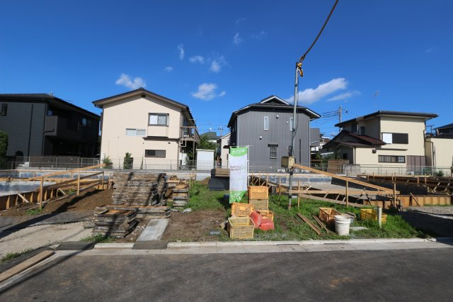 【Heartfull Town】国分寺北町５丁目 ２期の外観|室内プールやジム、遊具やテニスコート、グラウンドなどがある小平中央公園まで徒歩15分♪