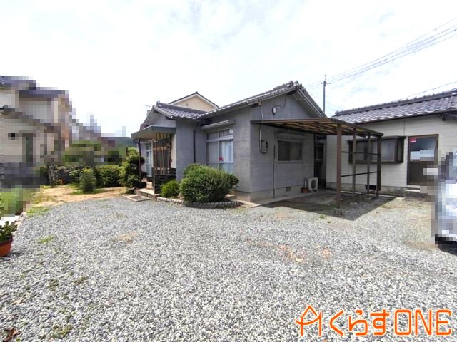 【駐車場】 | 庭・駐車スペースが広々した平家住宅／姫路市刀出
