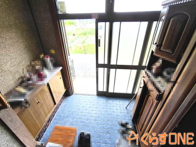 【玄関】 | 庭・駐車スペースが広々した平家住宅／姫路市刀出