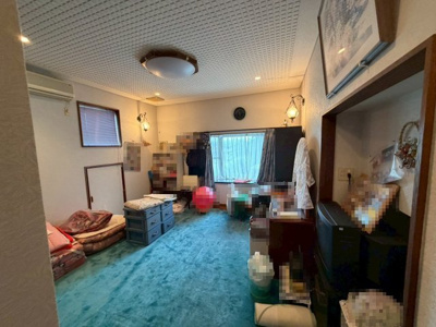 【洋室】 | 耶麻郡猪苗代町字新町　離れあり　5DK | 母屋