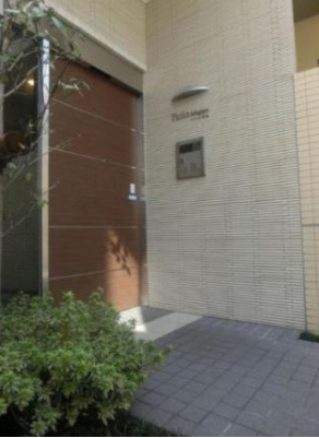 パティオ市谷のその他共用部分|建物横にオートロックあり