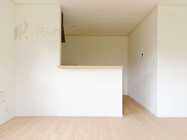 常陸大宮市南町第2　新築戸建て　3号棟のキッチン|対面式で会話をしながら家事ができます♪