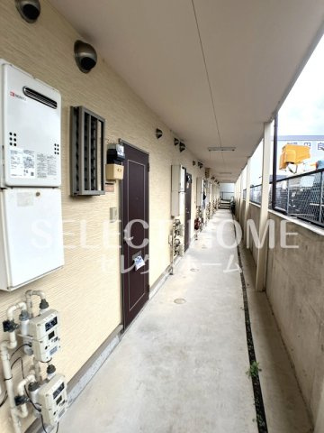 【エントランス】 | 第5カネイ八帖北町アパートＡ棟 | 清潔なエントランスです