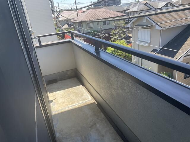 所沢マコトビルのバルコニー