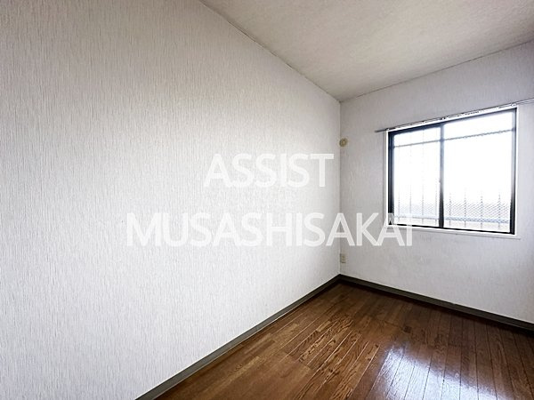 グランシティ小金井の洋室