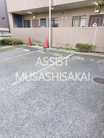 グランシティ小金井の駐車場
