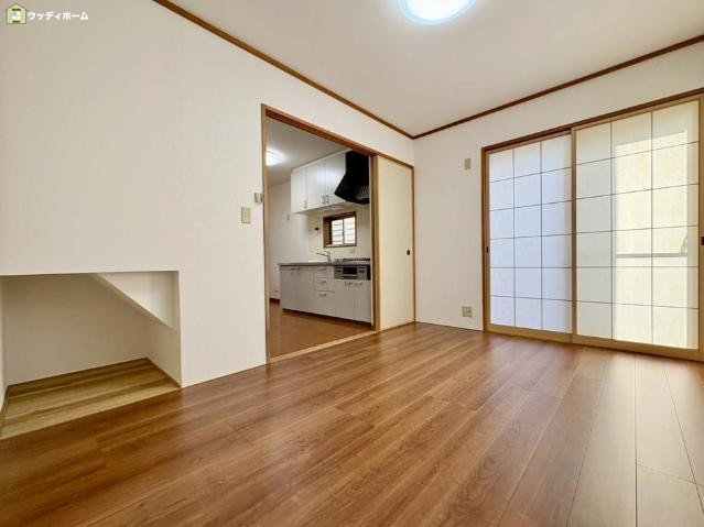 川口市安行慈林　中古一戸建ての洋室